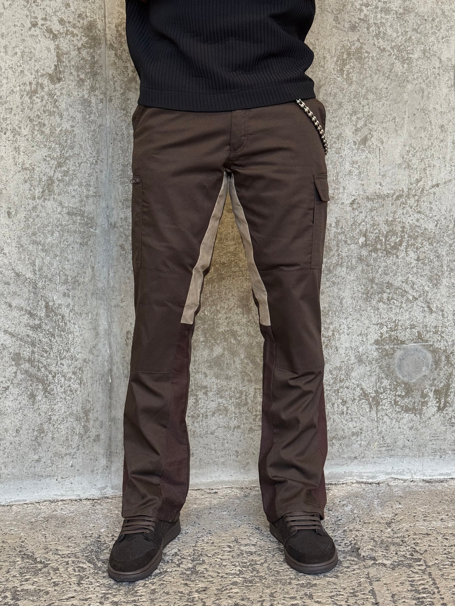 Flare Cargos In Brown