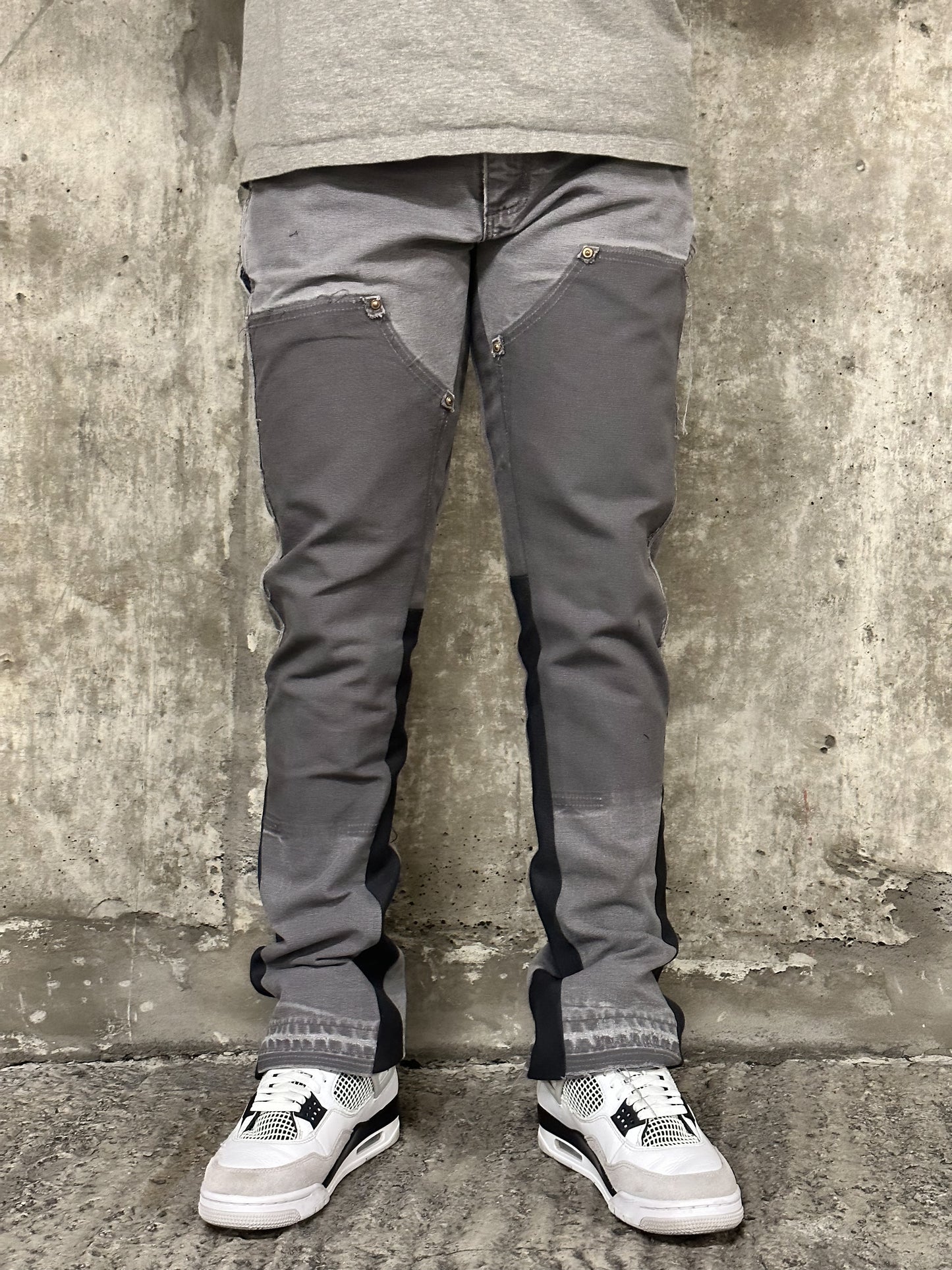 Double Knee Flare Jeans in Grey