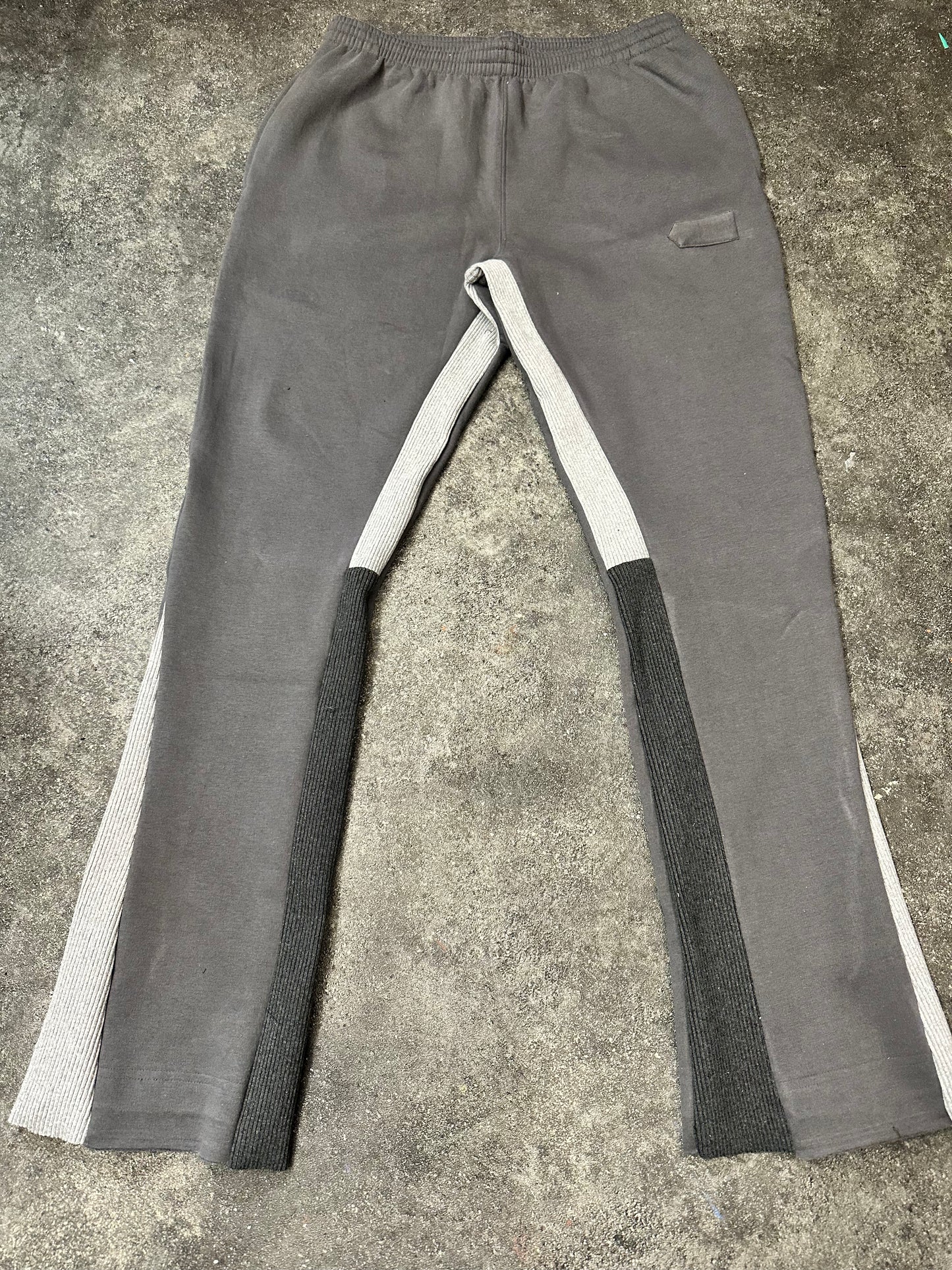 8 Flare Track Bottoms in Dark Grey