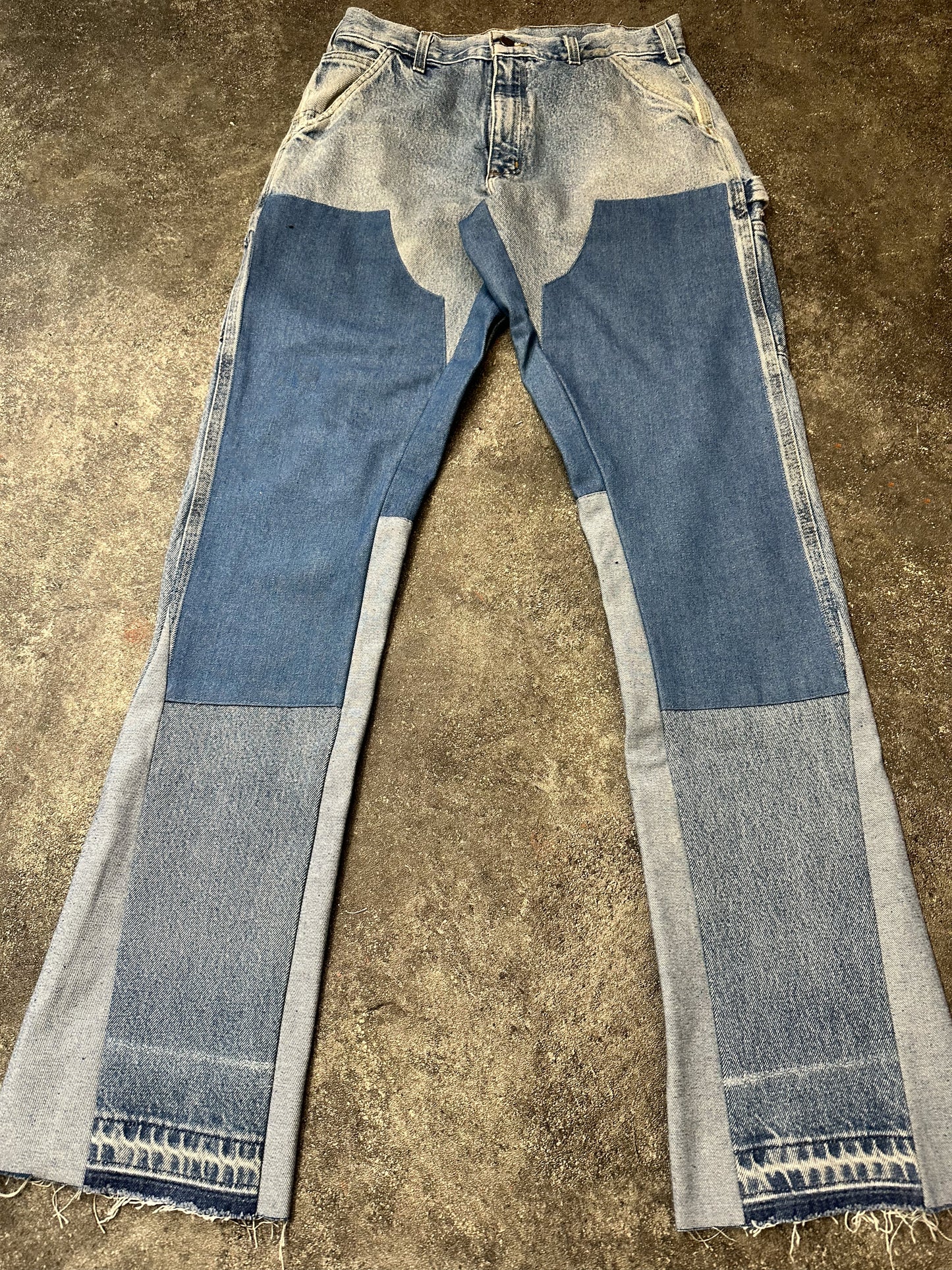 Double Knee Flare Jeans in Blue